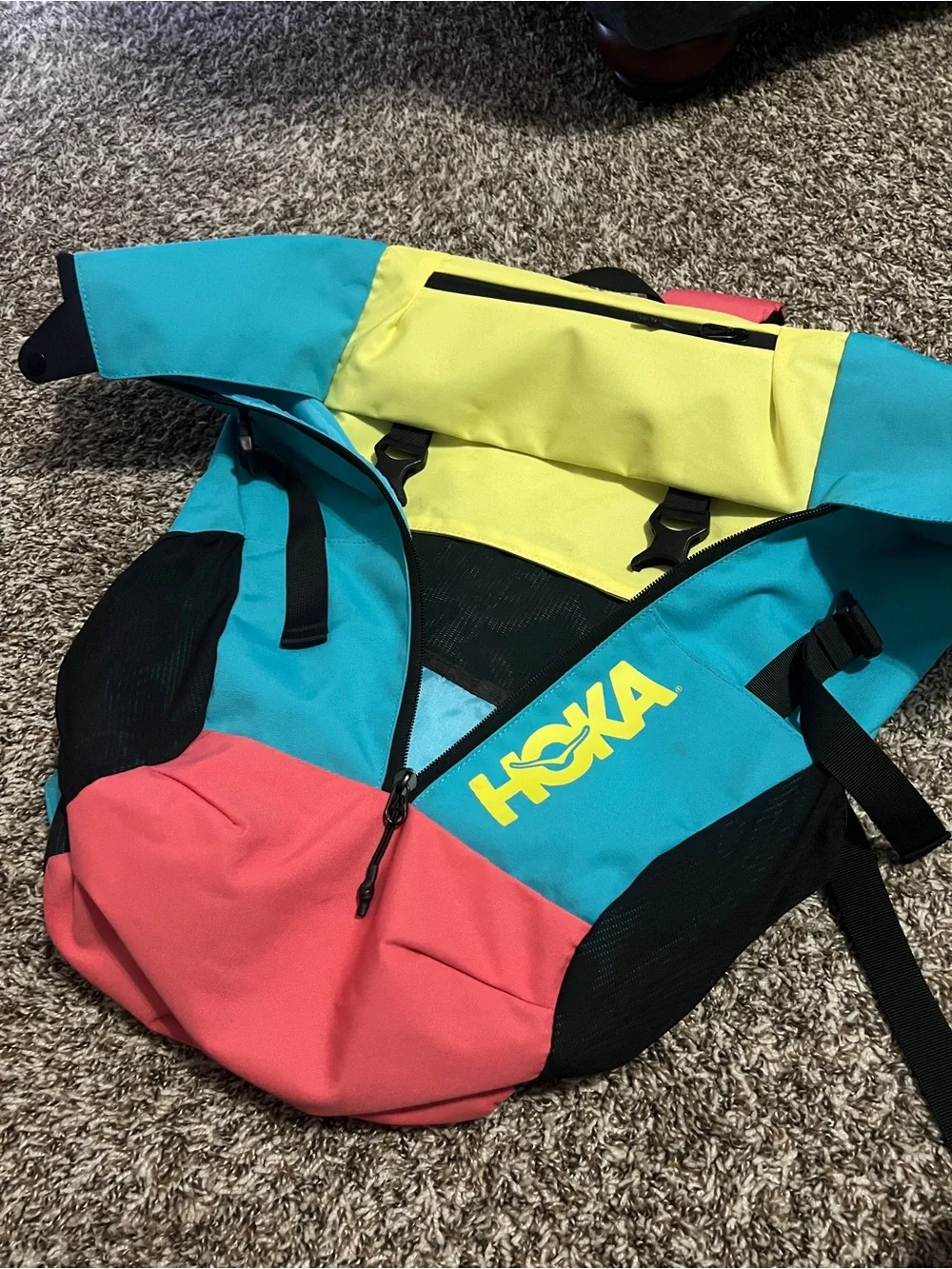 Hoka Neon running/hiking backpack